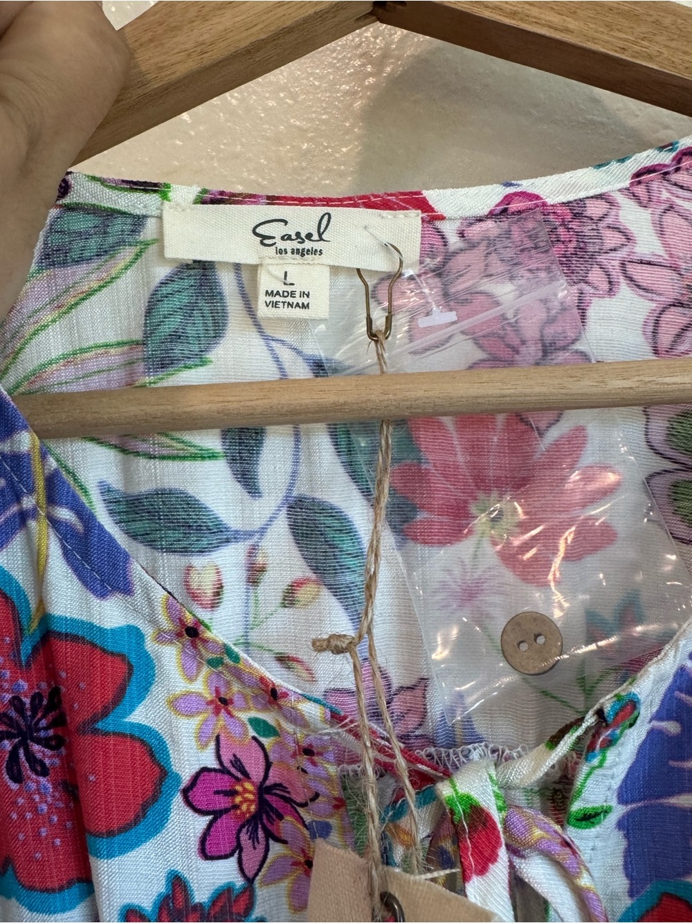 easel NWT Island Getaway Smocked Tiered Ruffle Mini Dress Floral Print | Size L - Picture 4 of 10